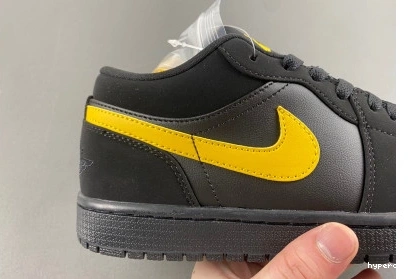 Hyperoad Low University 'Black Jordan Air Gold' 1 1125